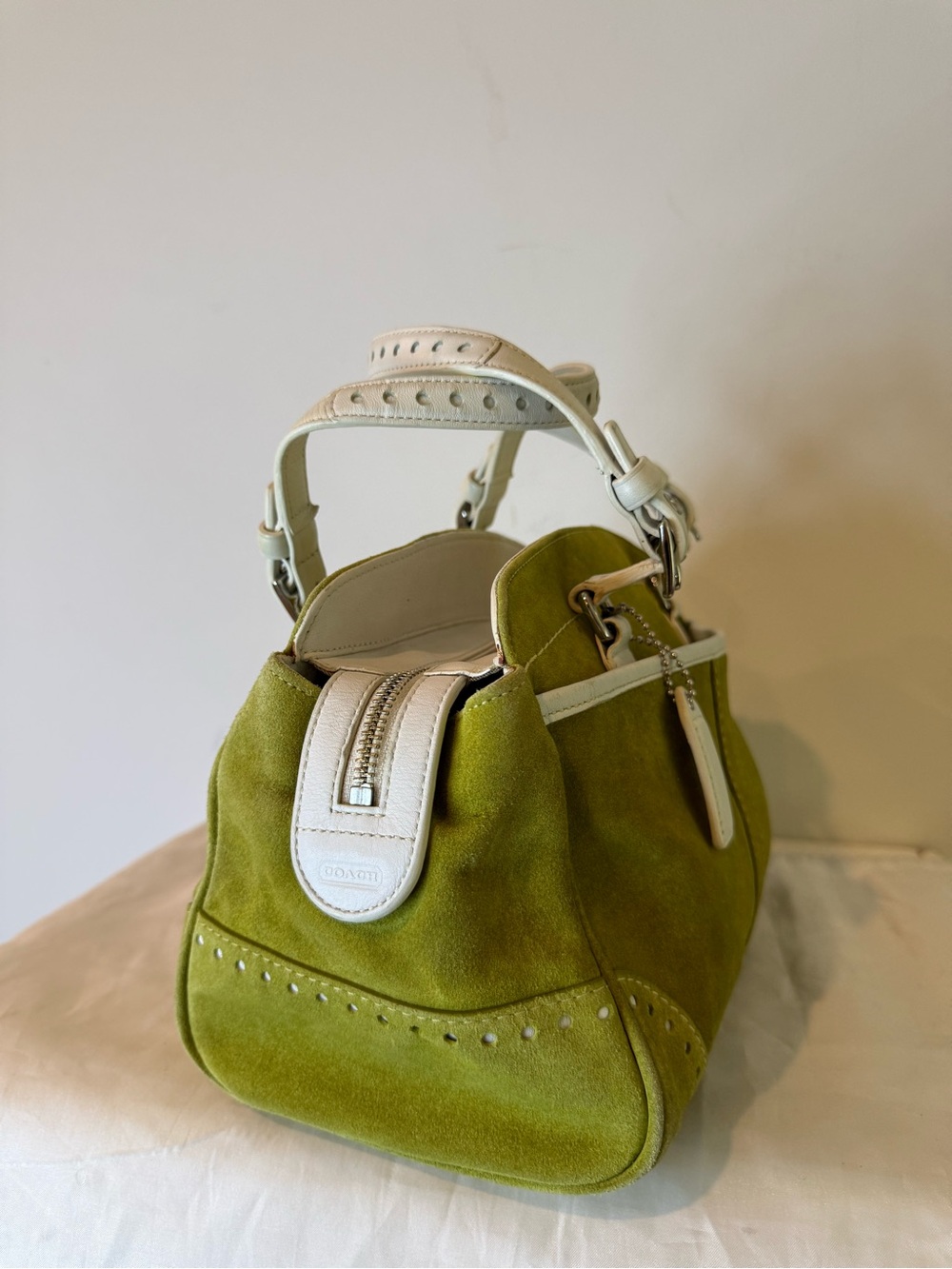 ULTRA RARE! Coach (2004) Hamptons Suede Carryall Satchel- Matcha/White - Picture 3 of 9